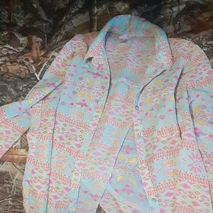 Cute button up shirt